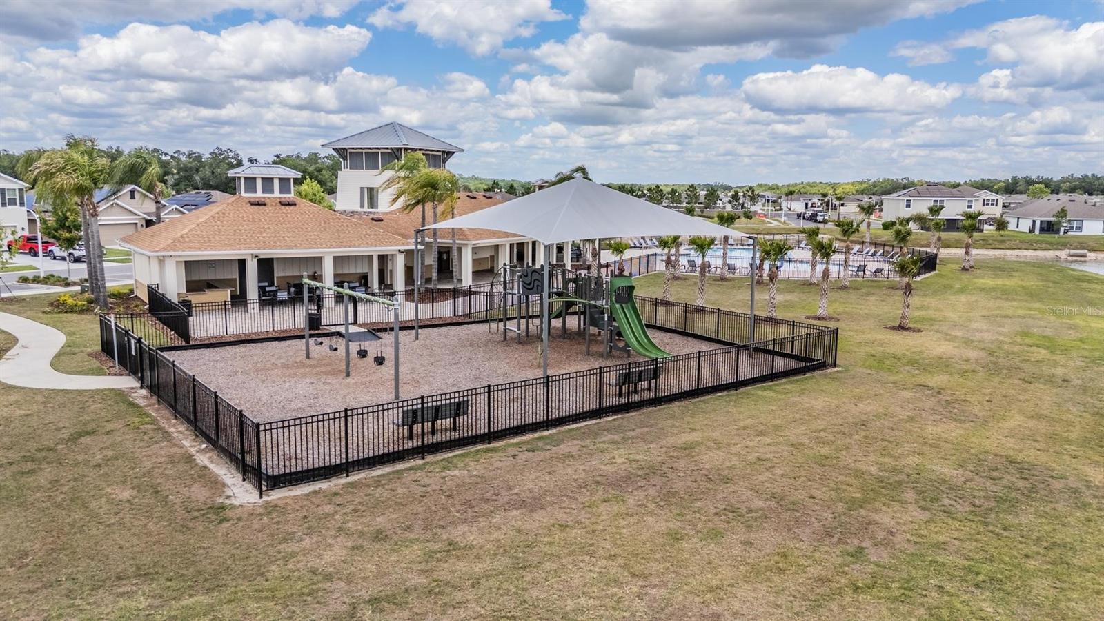 Image 35 of 35 For 38400 Sonnet Landing Avenue