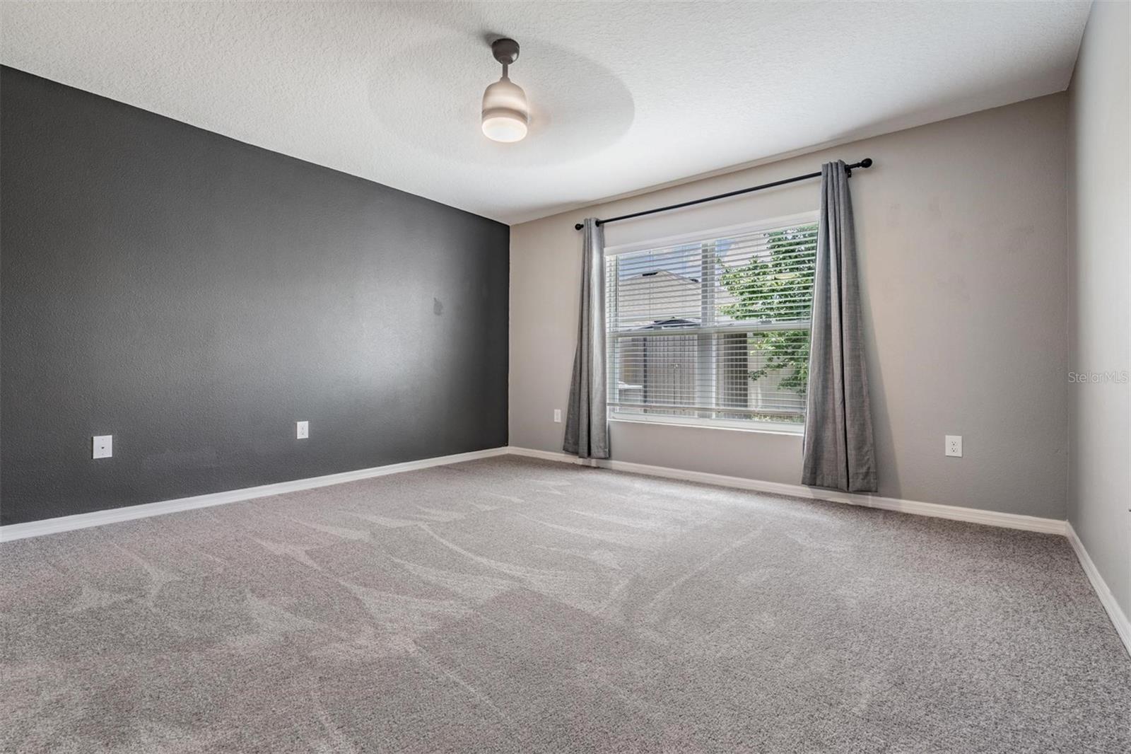 Image 9 of 35 For 38400 Sonnet Landing Avenue