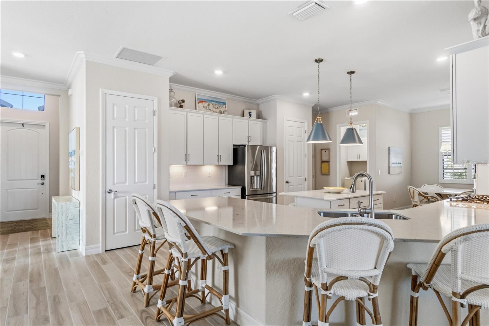 Image 12 of 93 For 7010 Whittlebury Trail