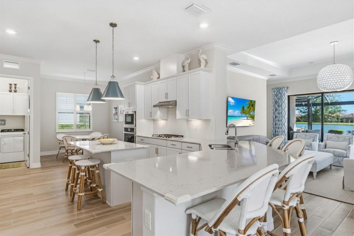 Image 13 of 93 For 7010 Whittlebury Trail