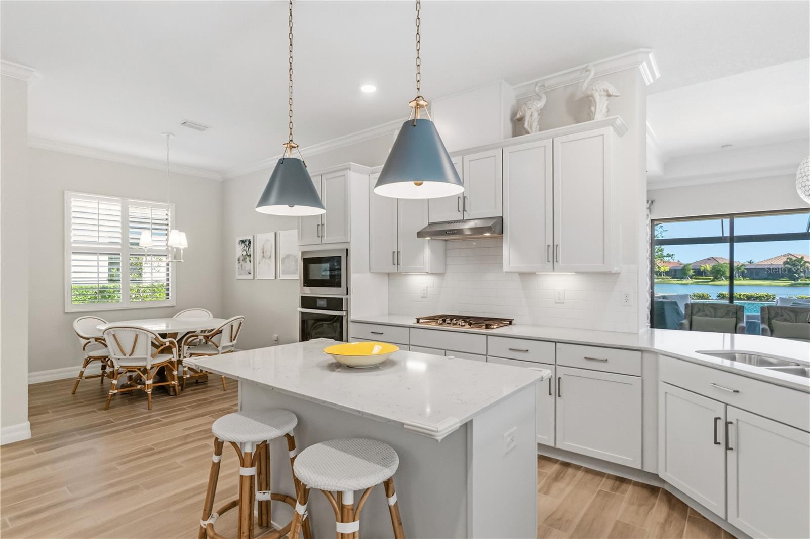 Image 16 of 93 For 7010 Whittlebury Trail