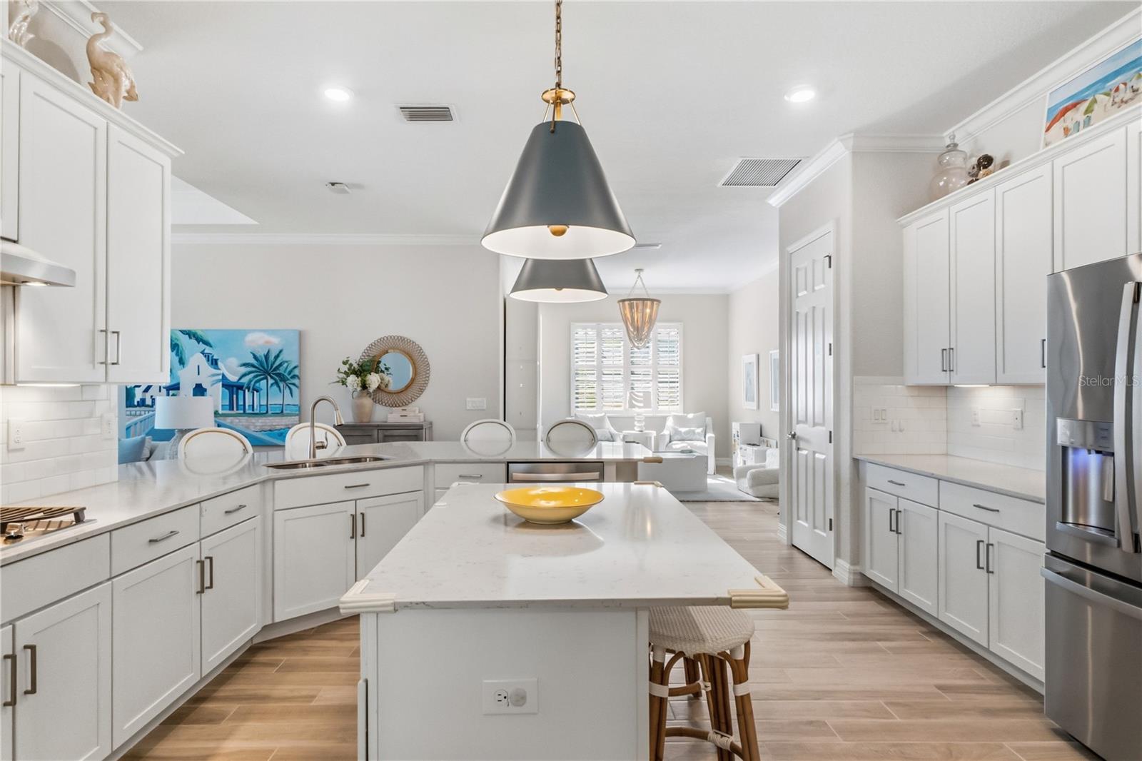 Image 21 of 93 For 7010 Whittlebury Trail