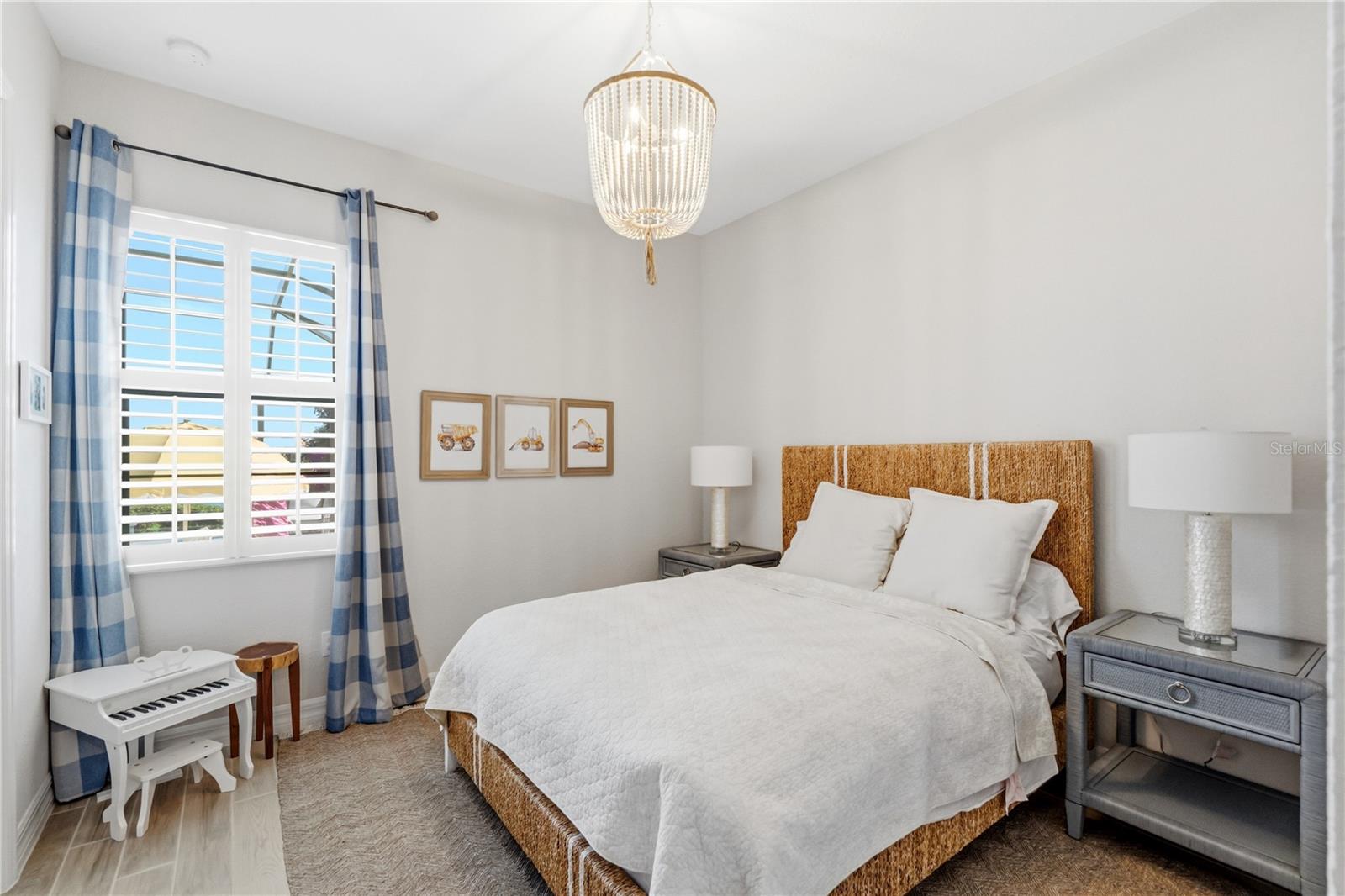 Image 35 of 93 For 7010 Whittlebury Trail