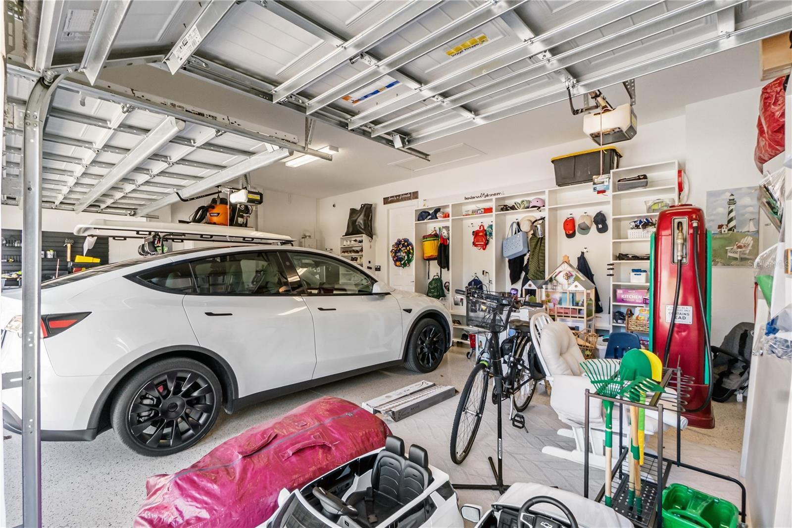 Image 61 of 93 For 7010 Whittlebury Trail