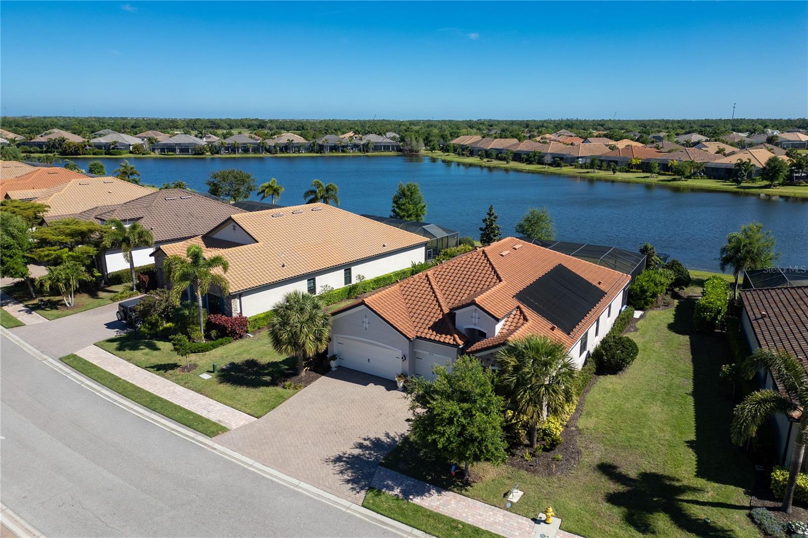 Image 65 of 93 For 7010 Whittlebury Trail