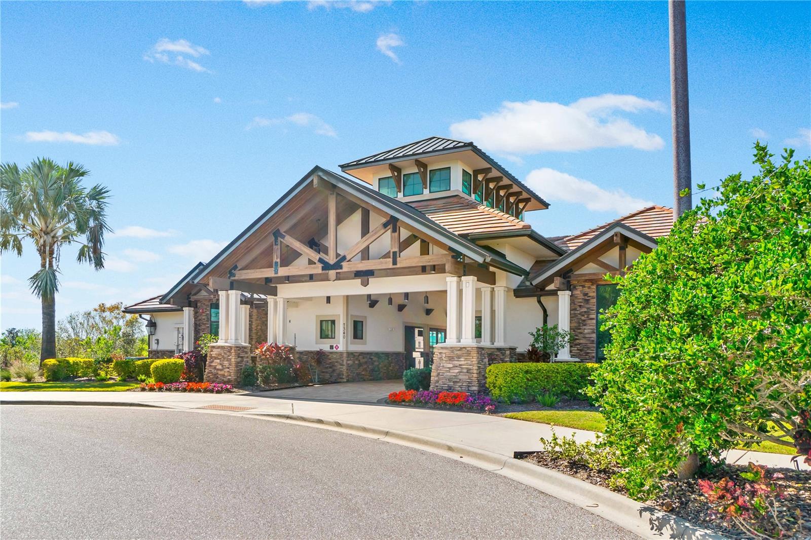 Image 84 of 93 For 7010 Whittlebury Trail