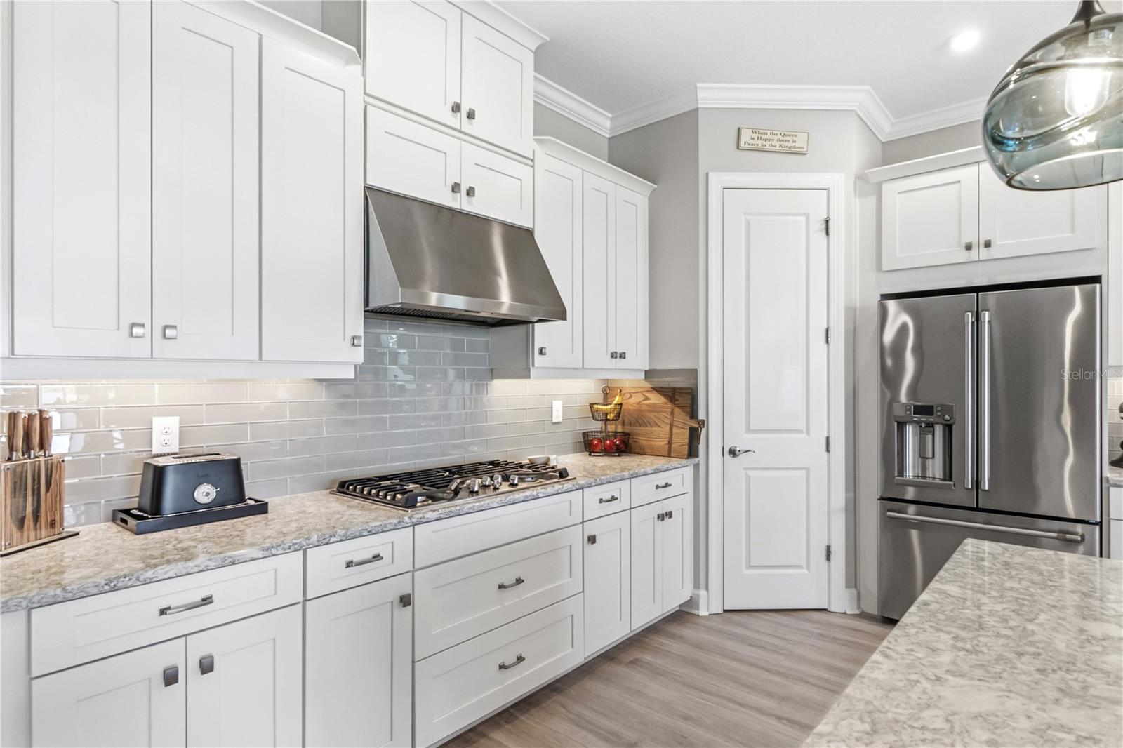 Image 22 of 100 For 3984 Santa Caterina Boulevard