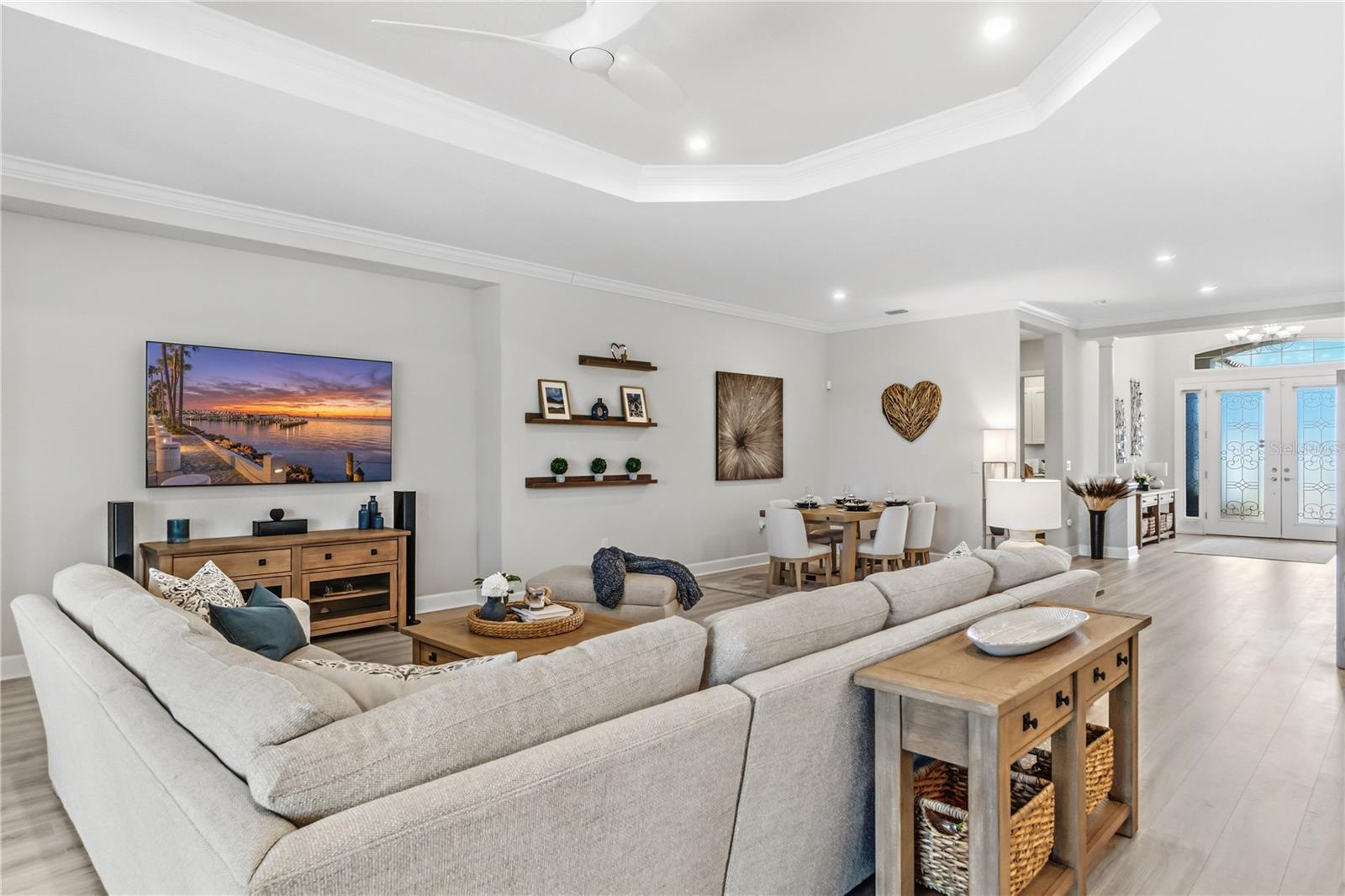 Image 25 of 100 For 3984 Santa Caterina Boulevard