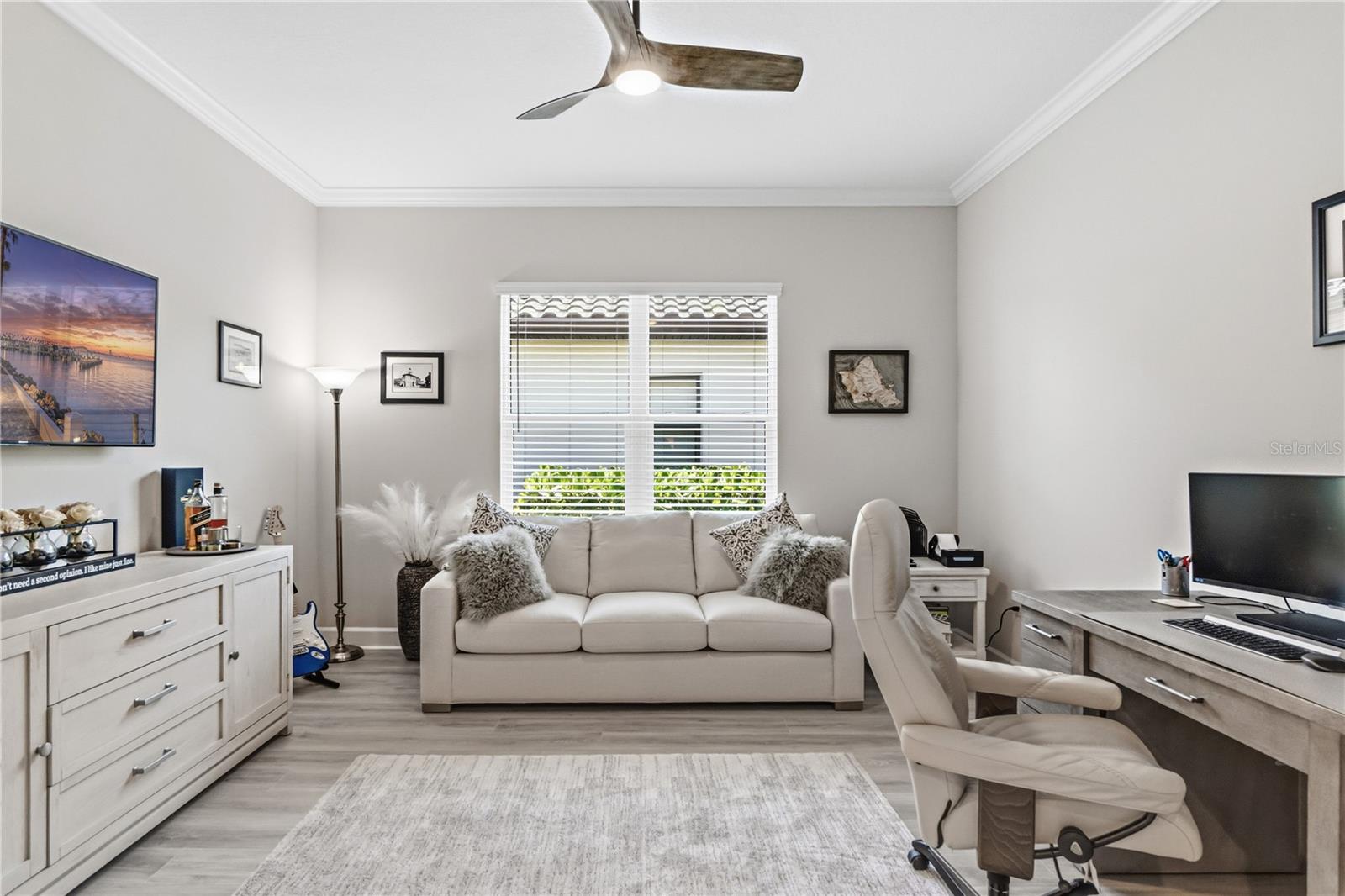 Image 29 of 100 For 3984 Santa Caterina Boulevard