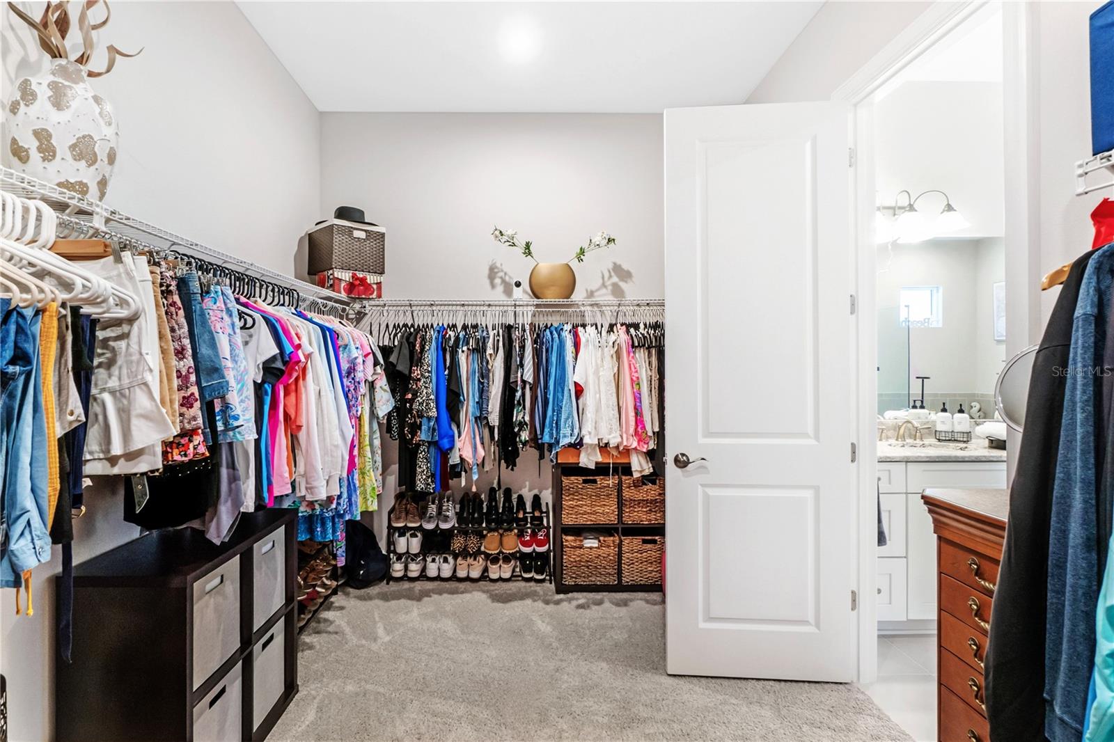 Image 46 of 100 For 3984 Santa Caterina Boulevard