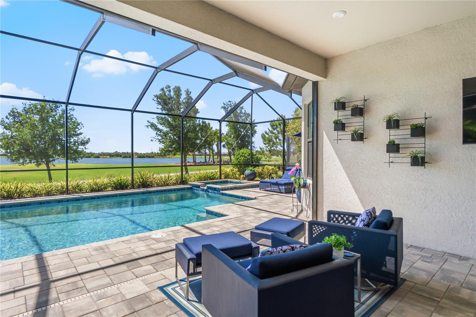 Image 58 of 100 For 3984 Santa Caterina Boulevard