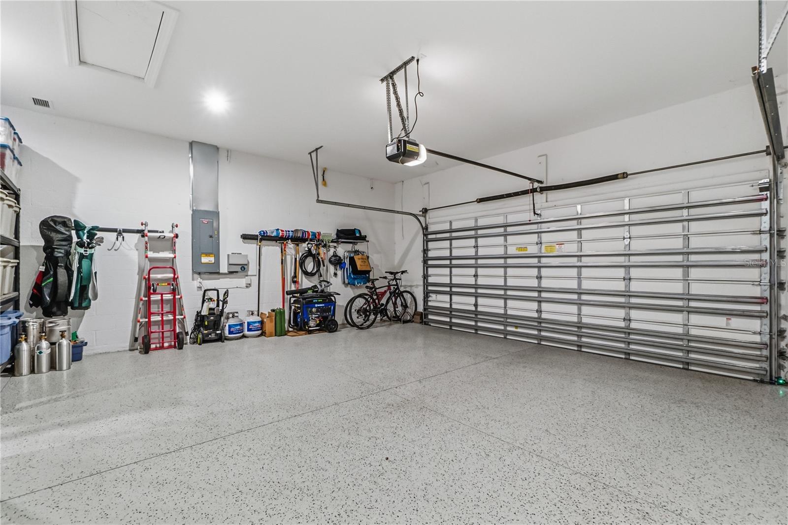 Image 68 of 100 For 3984 Santa Caterina Boulevard