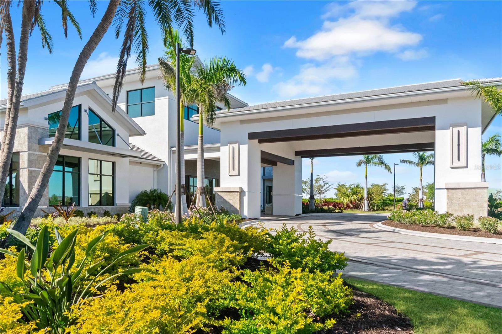 Image 88 of 100 For 3984 Santa Caterina Boulevard