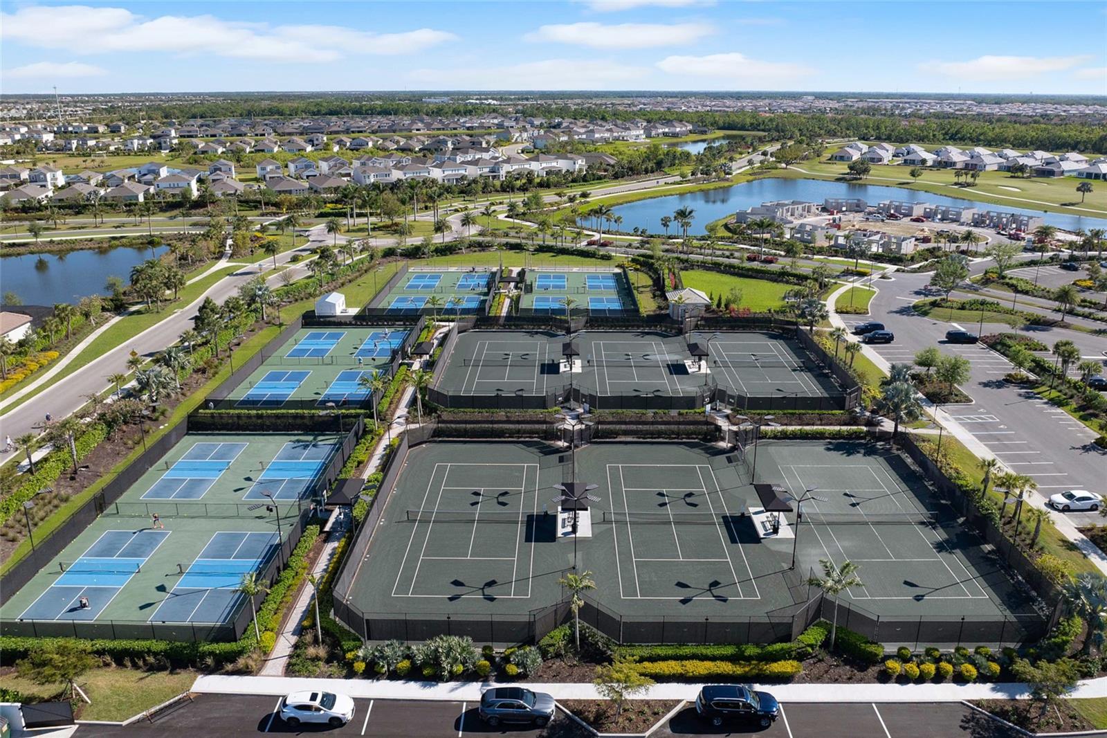 Image 96 of 100 For 3984 Santa Caterina Boulevard