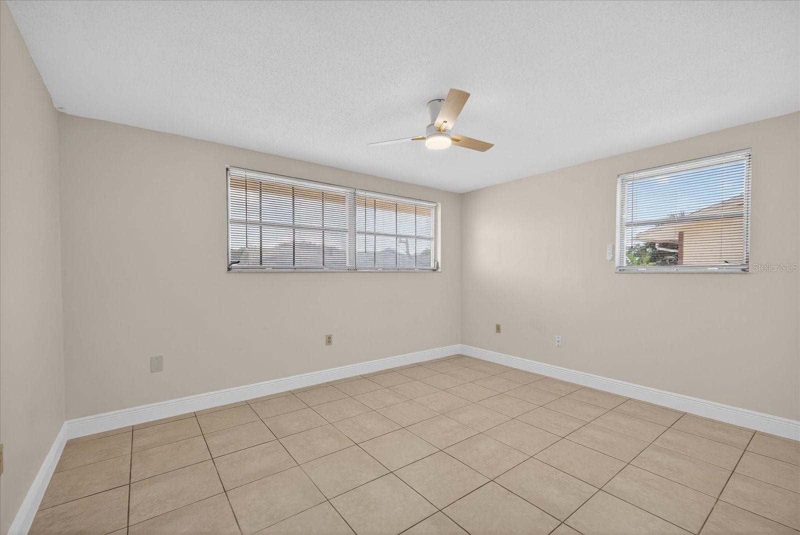 Image 24 of 39 For 7523 Briarwood Drive