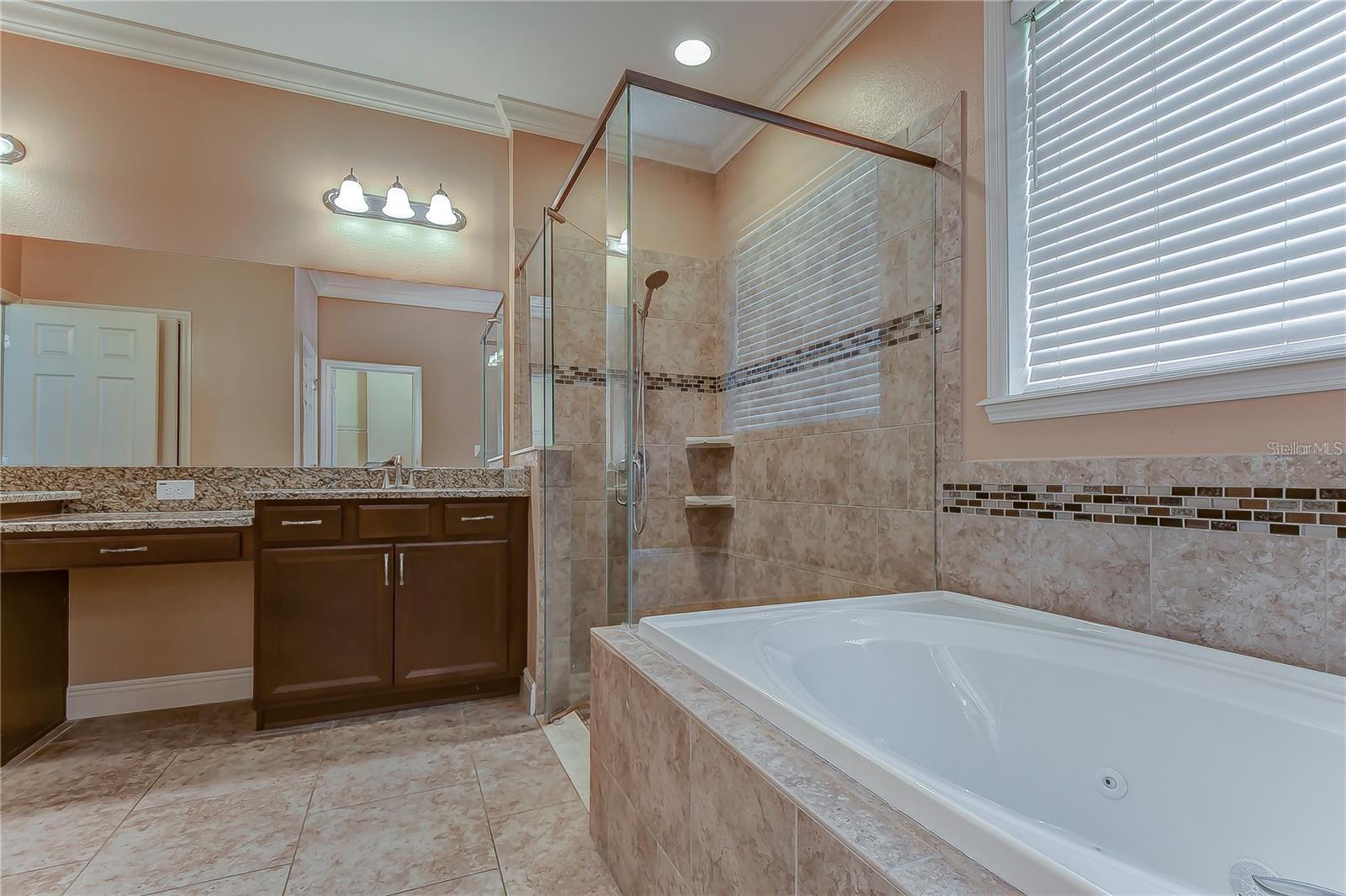 Image 17 of 34 For 19391 Long Lake Ranch Boulevard