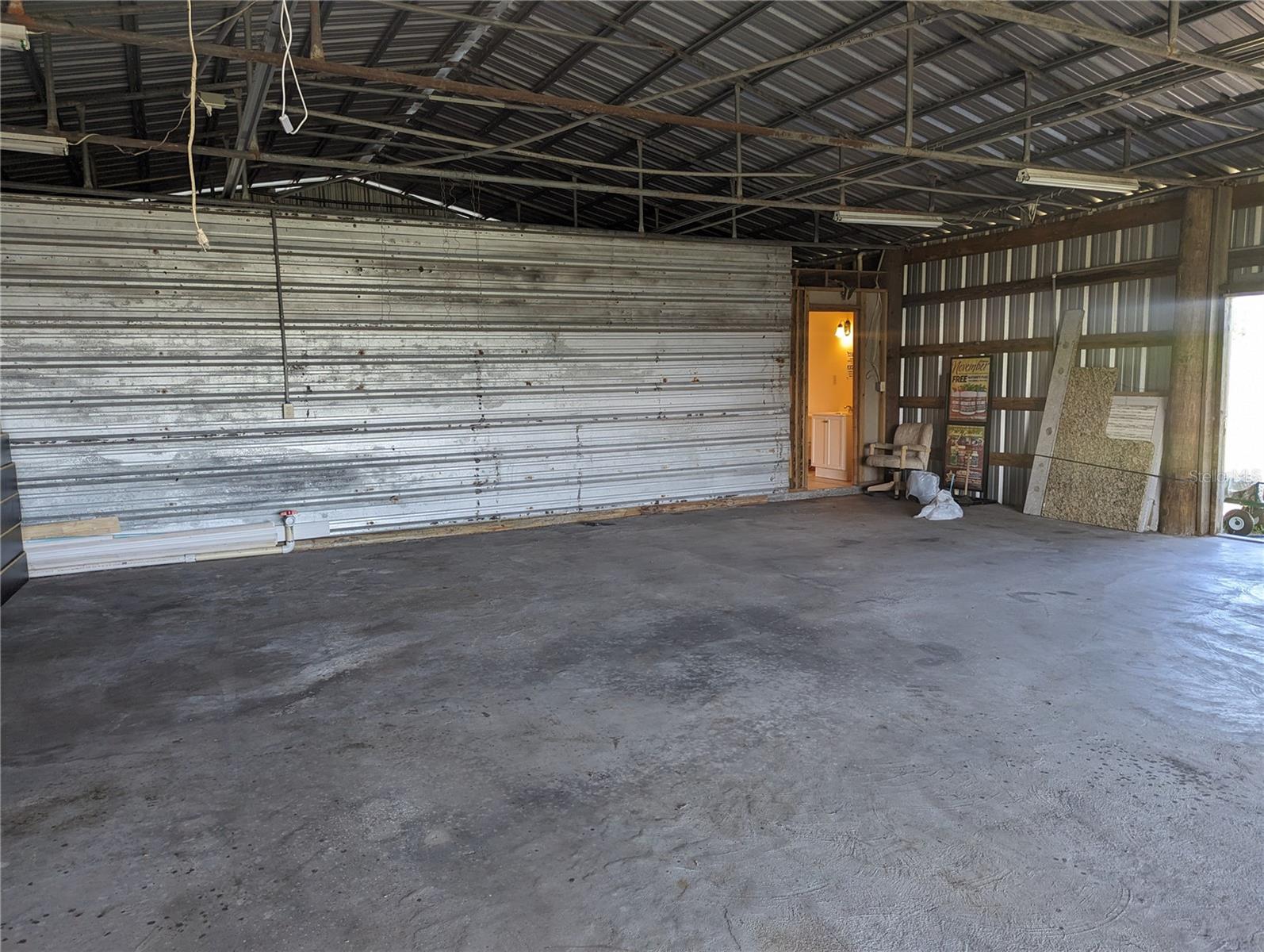 Image 7 of 10 For 16070 Carlton Lake Road