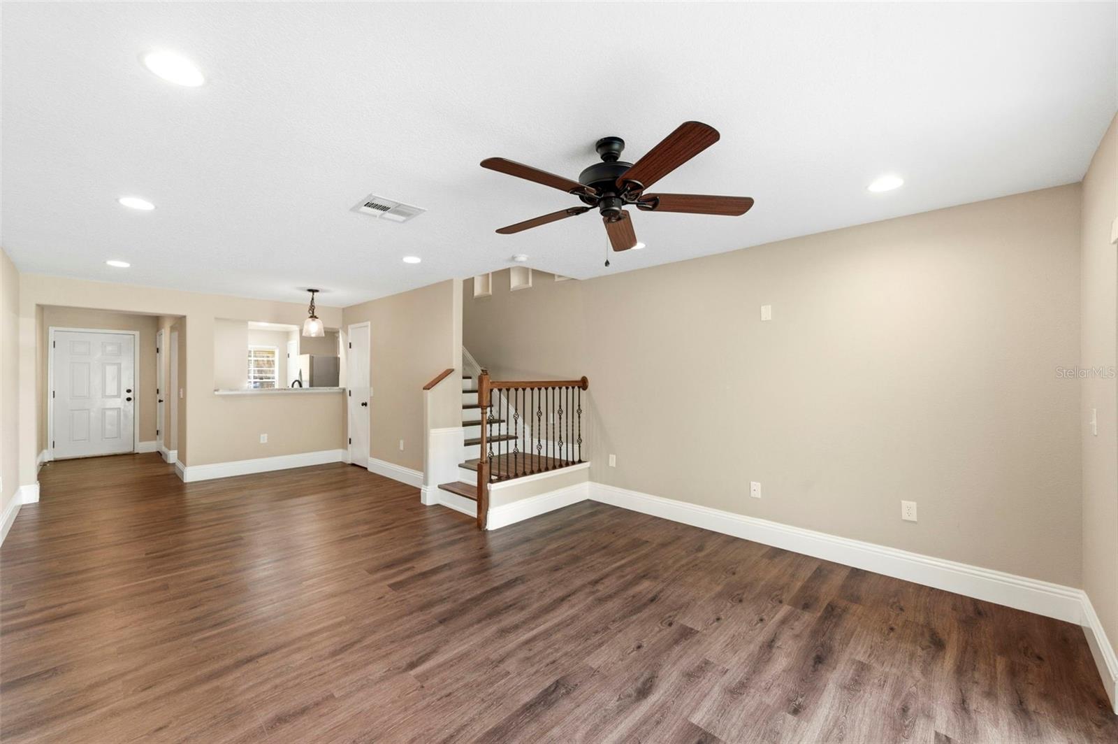 Image 10 of 55 For 6811 Dartmouth Hill Street