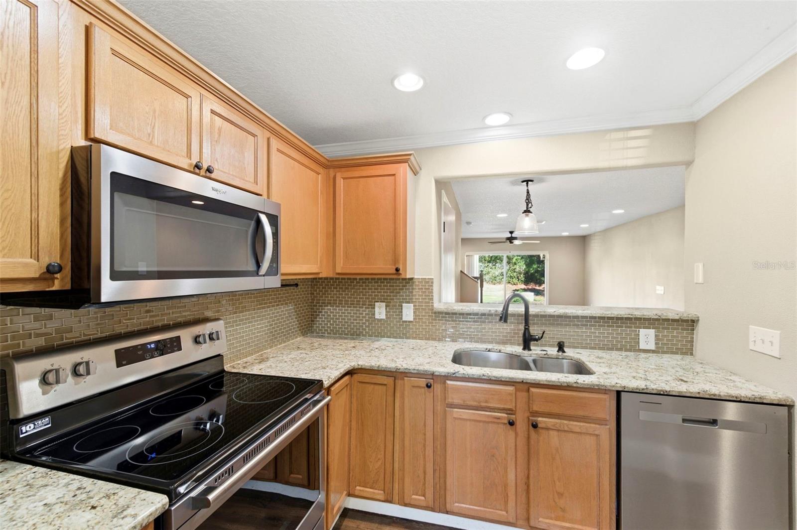Image 17 of 55 For 6811 Dartmouth Hill Street