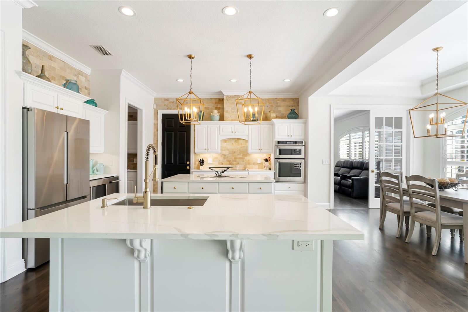 Image 11 of 77 For 356 Belleair Drive Ne