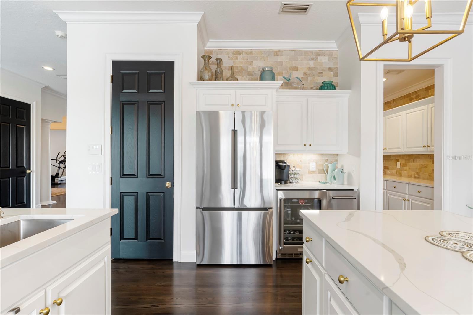 Image 15 of 77 For 356 Belleair Drive Ne