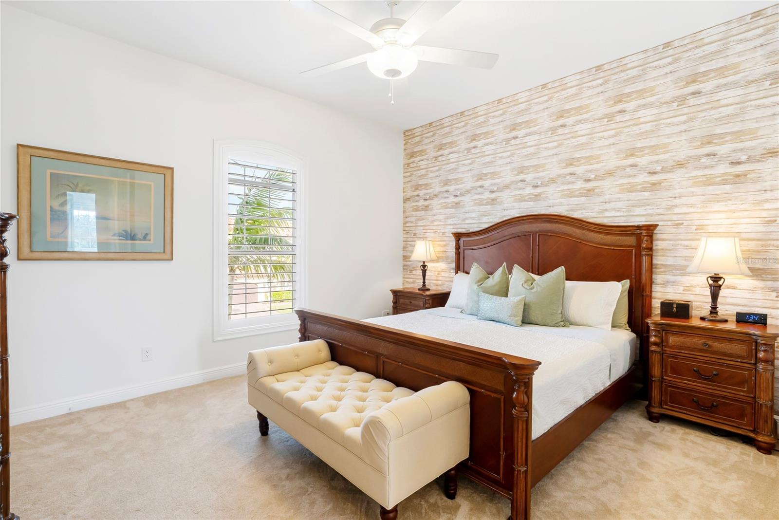 Image 41 of 77 For 356 Belleair Drive Ne