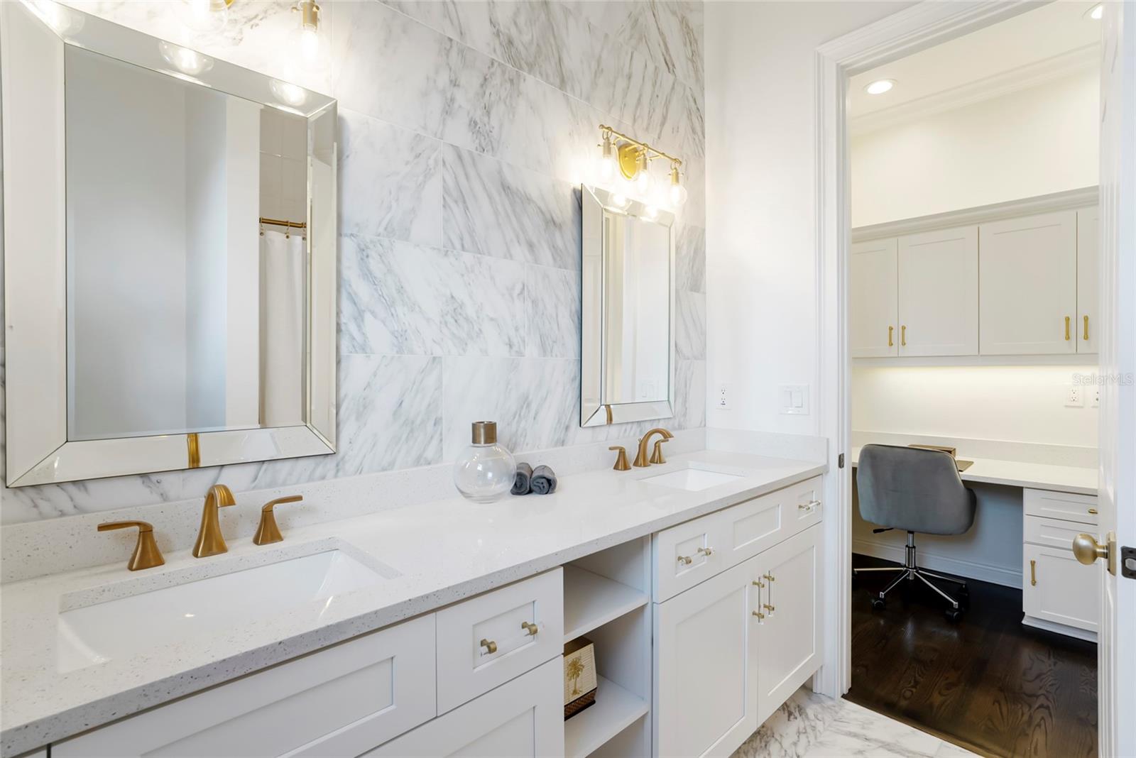 Image 48 of 77 For 356 Belleair Drive Ne