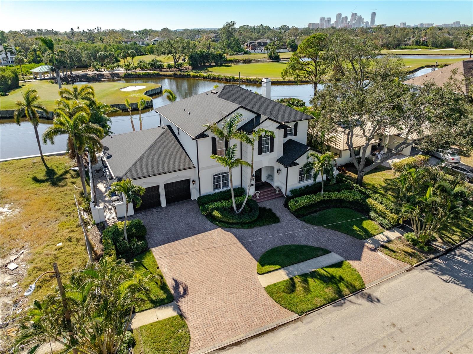 Image 73 of 77 For 356 Belleair Drive Ne