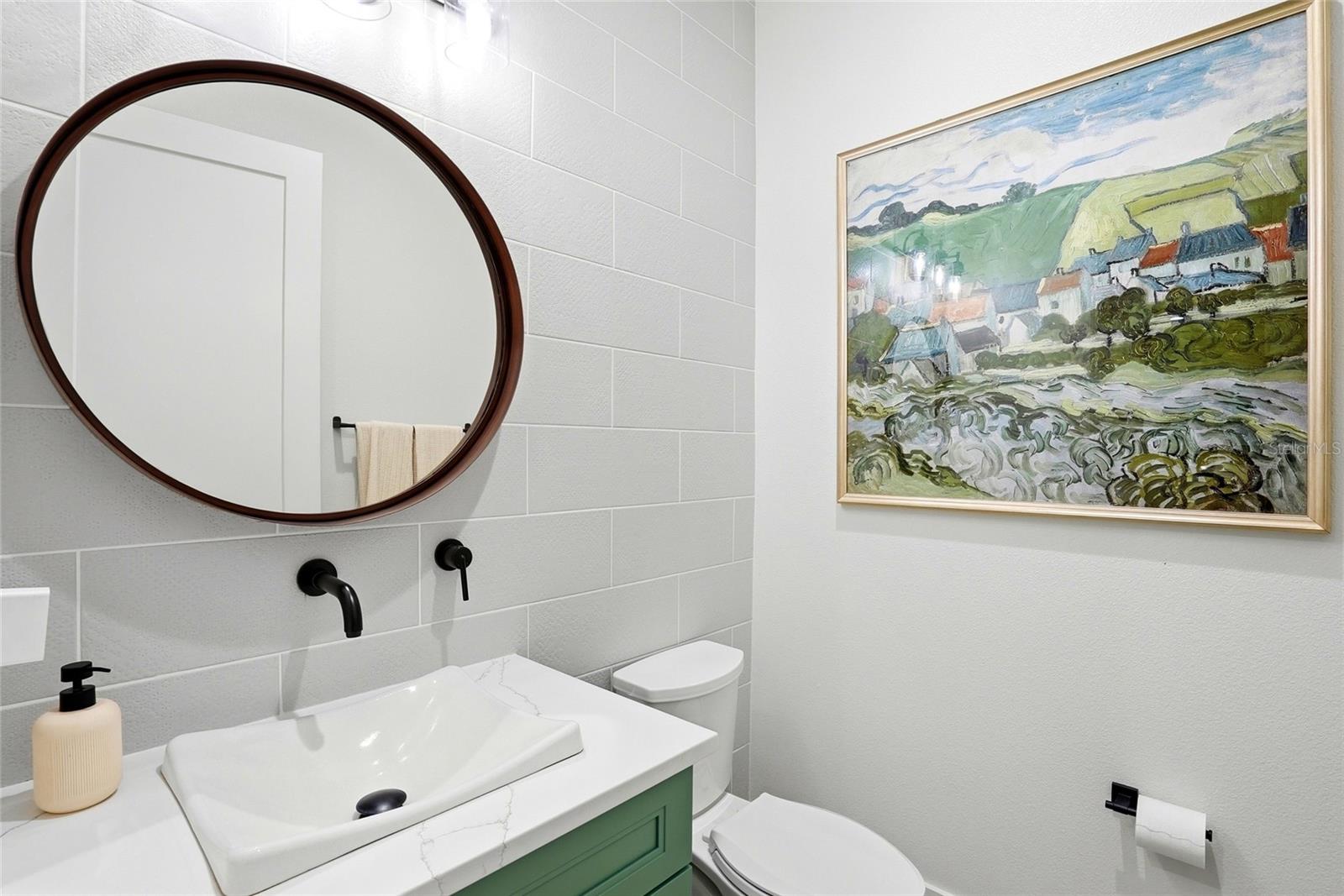 Listing photo id 49 for 3944 Cove Lake Place