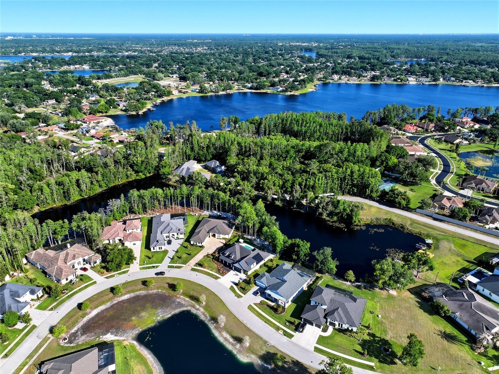 Listing photo id 78 for 3944 Cove Lake Place