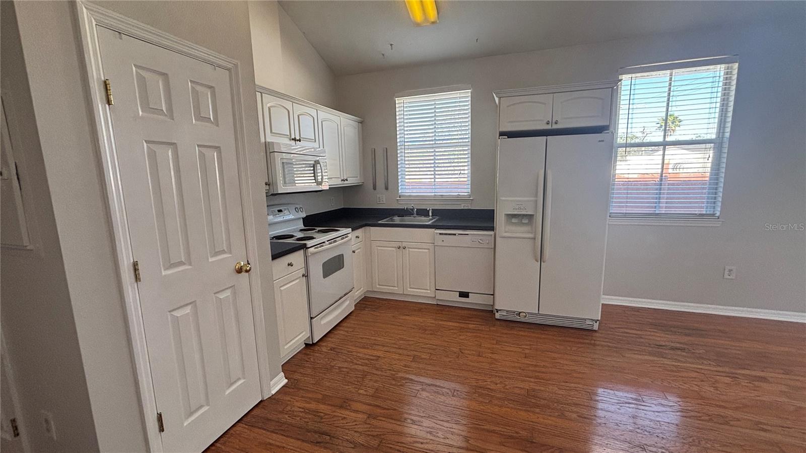 Image 7 of 18 For 1510 17th Street 4d