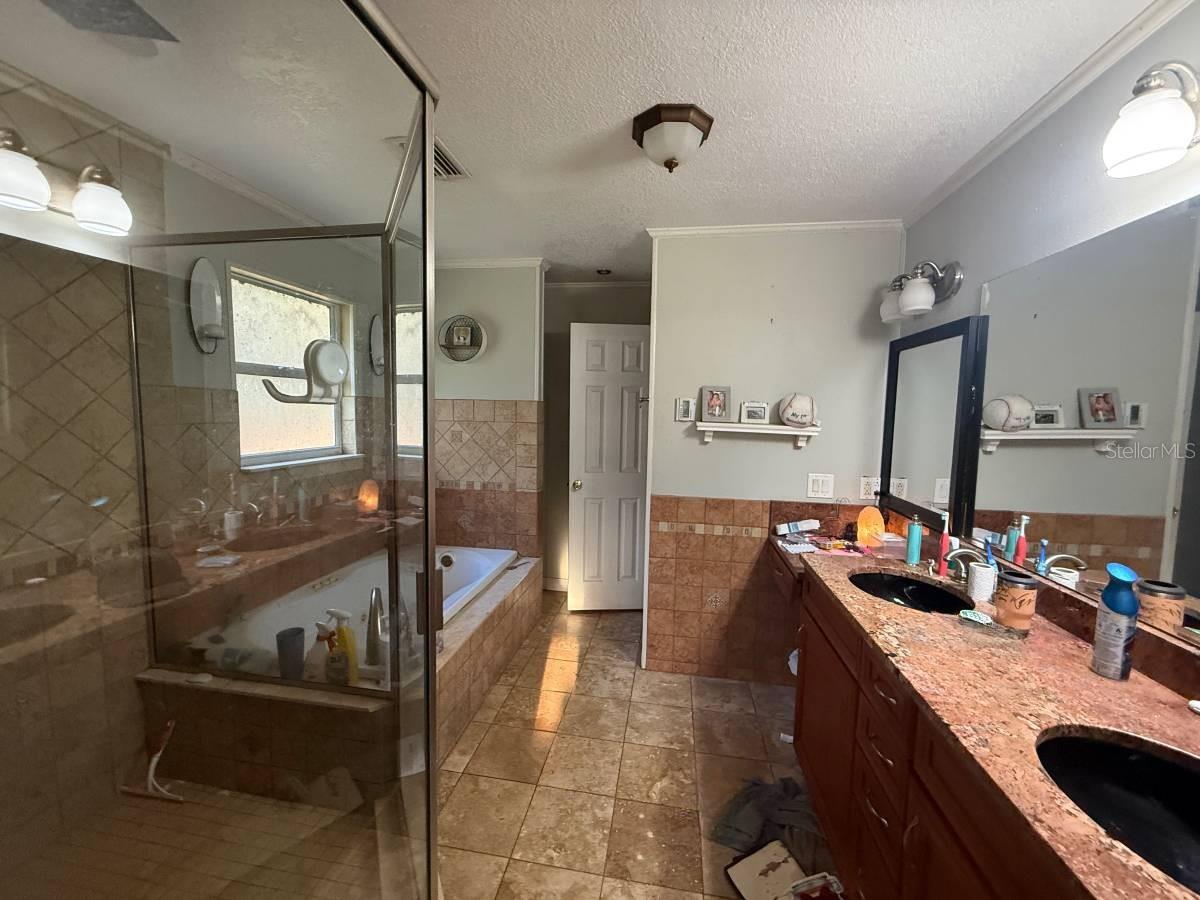 Image 4 of 18 For 101 Walker Drive