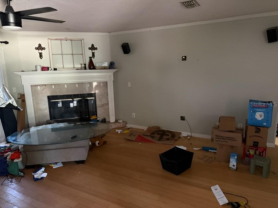 Image 9 of 18 For 101 Walker Drive