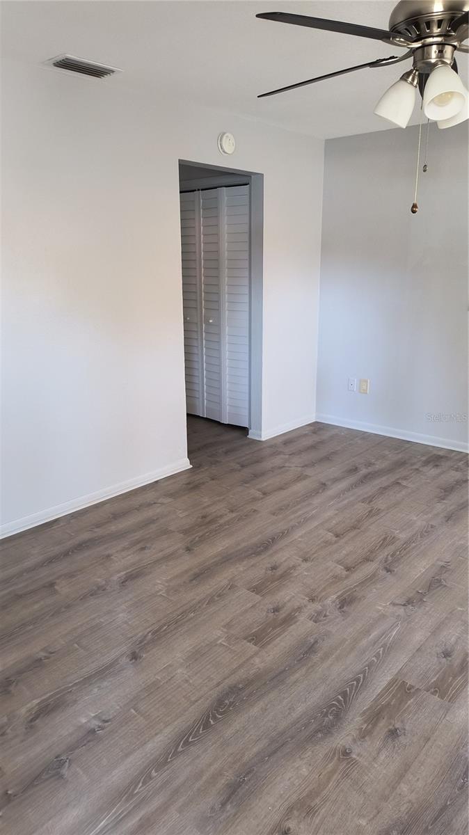 Image 6 of 15 For 10861 126th Avenue