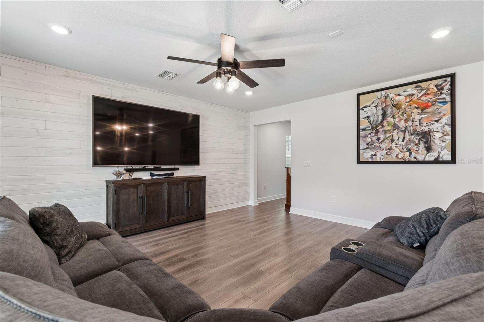 Image 13 of 67 For 6608 Ryestone Way