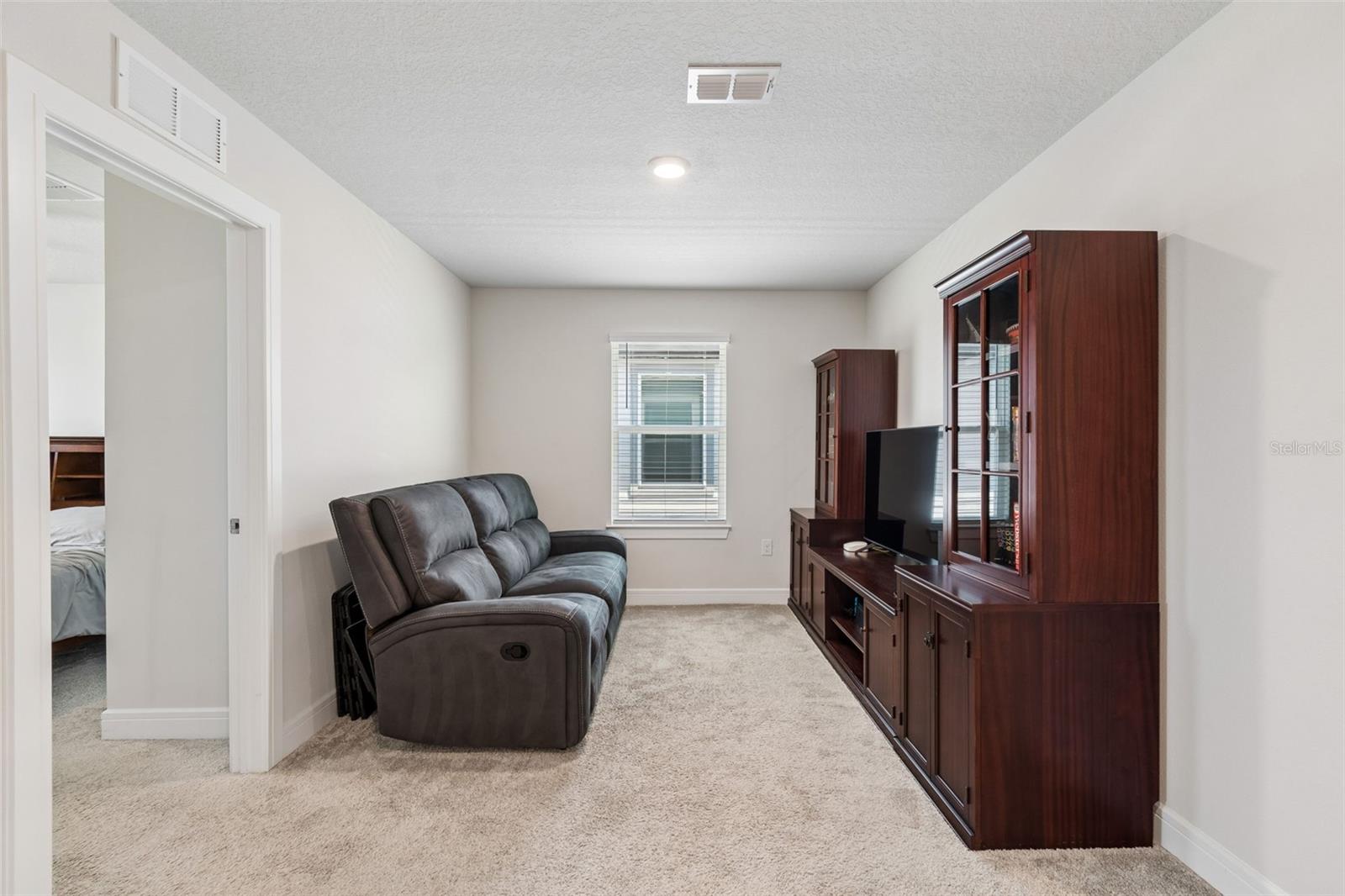 Image 27 of 67 For 6608 Ryestone Way