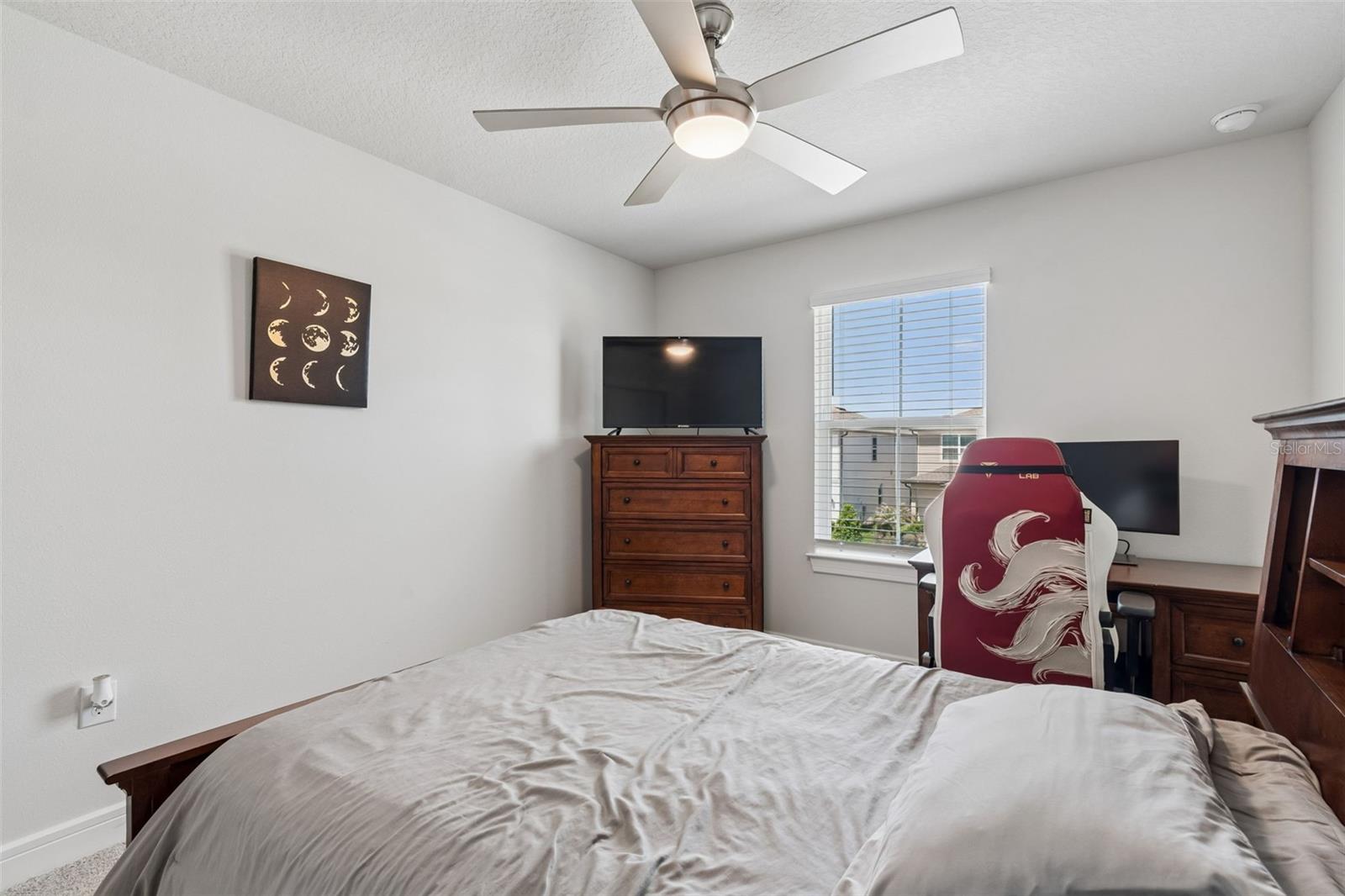 Image 34 of 67 For 6608 Ryestone Way