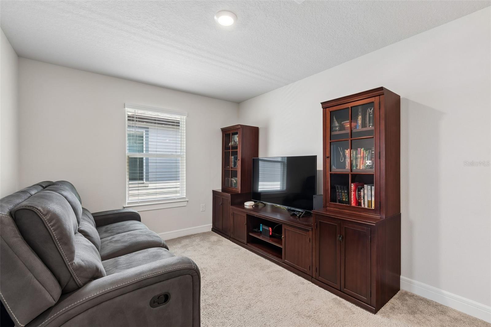 Image 35 of 67 For 6608 Ryestone Way