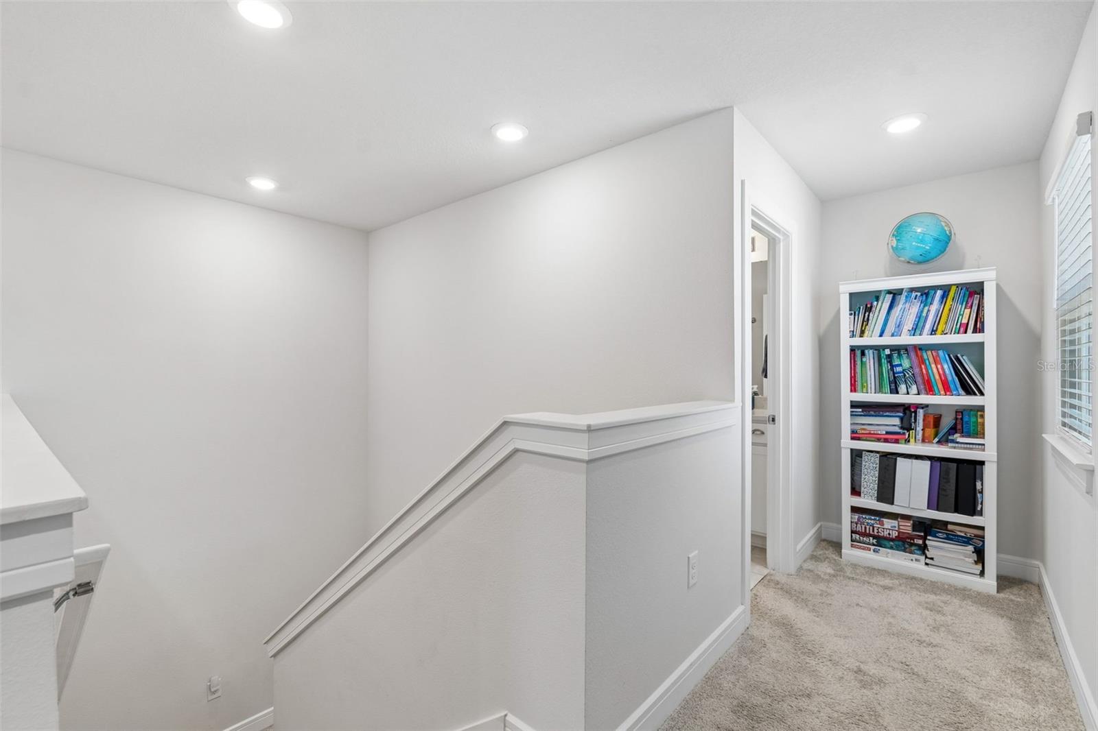 Image 36 of 67 For 6608 Ryestone Way