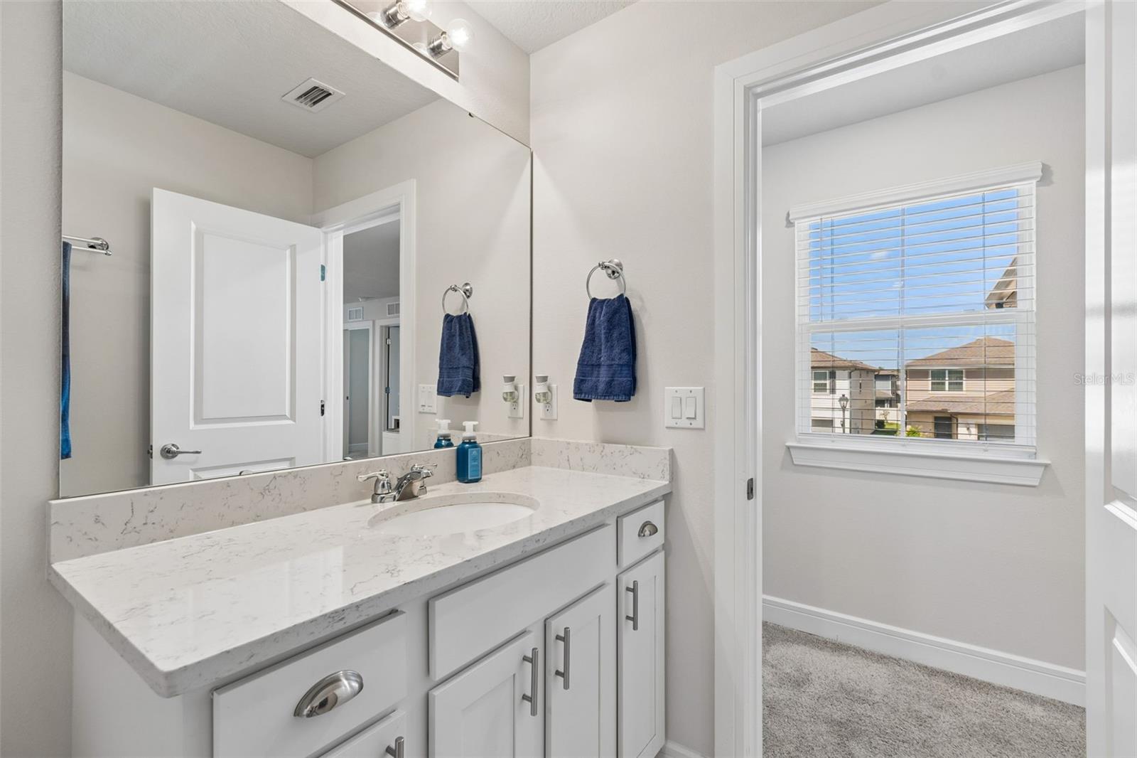 Image 39 of 67 For 6608 Ryestone Way