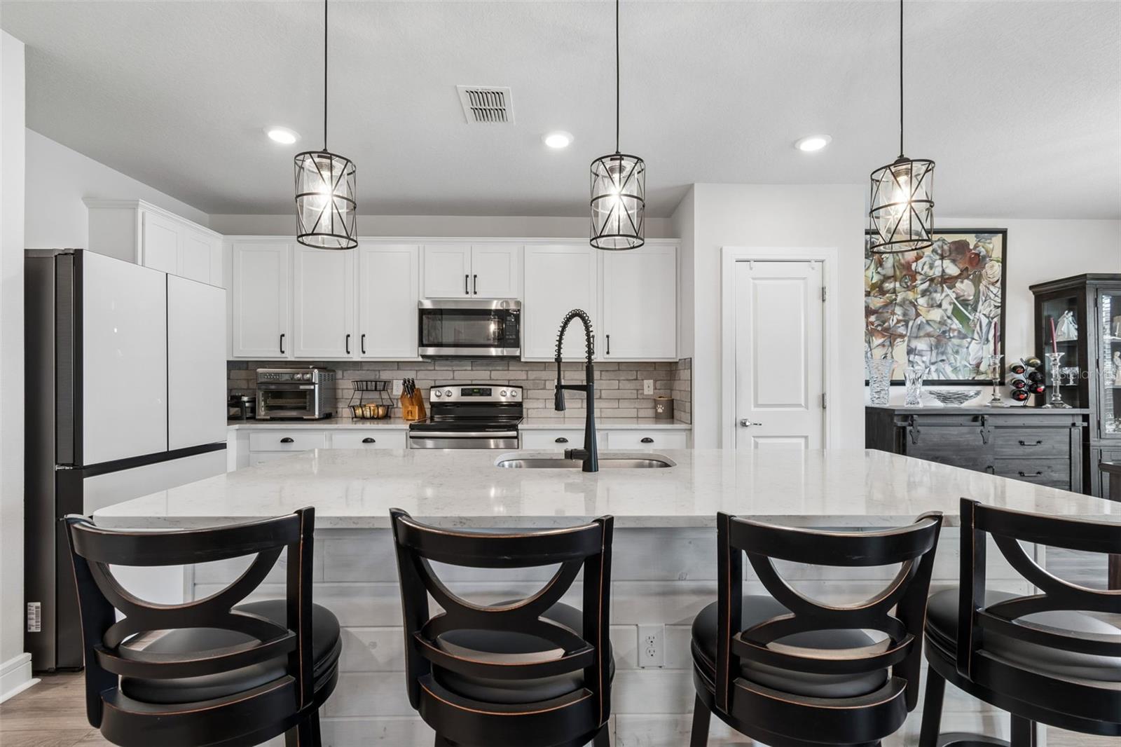 Image 4 of 67 For 6608 Ryestone Way