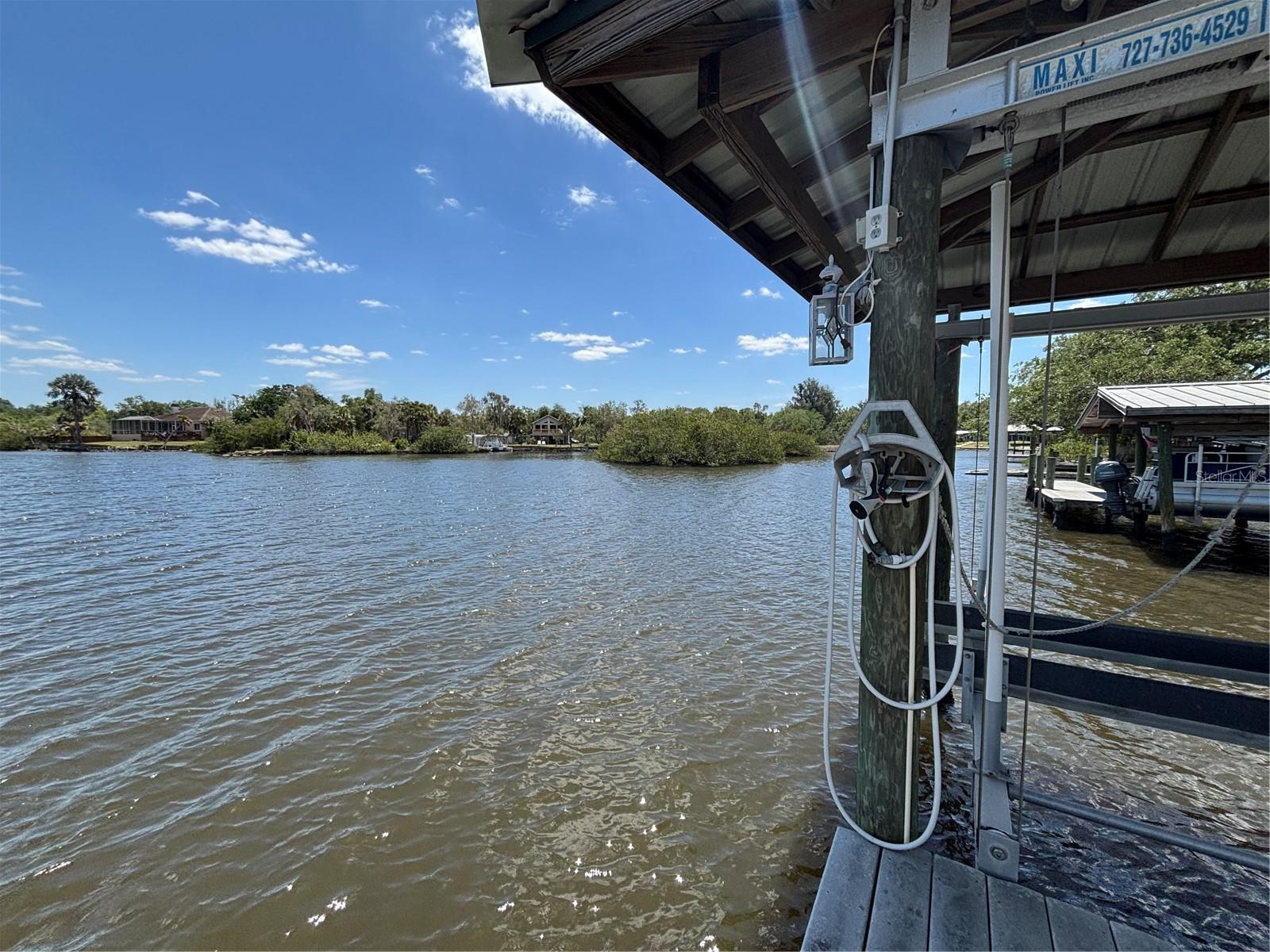 Image 3 of 8 For 9922 Alavista Drive