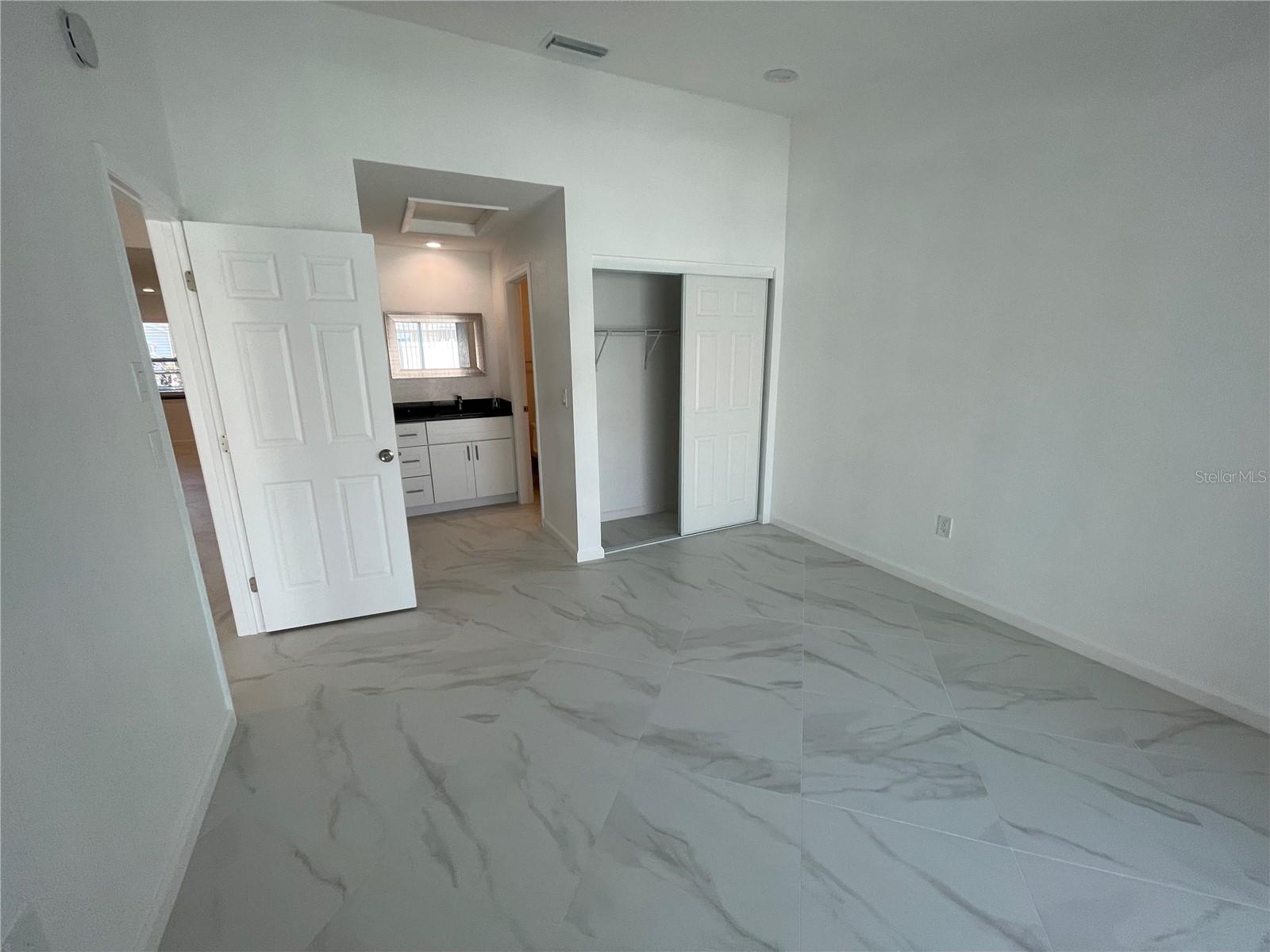 Image 7 of 11 For 1865 Orange Boulevard Way