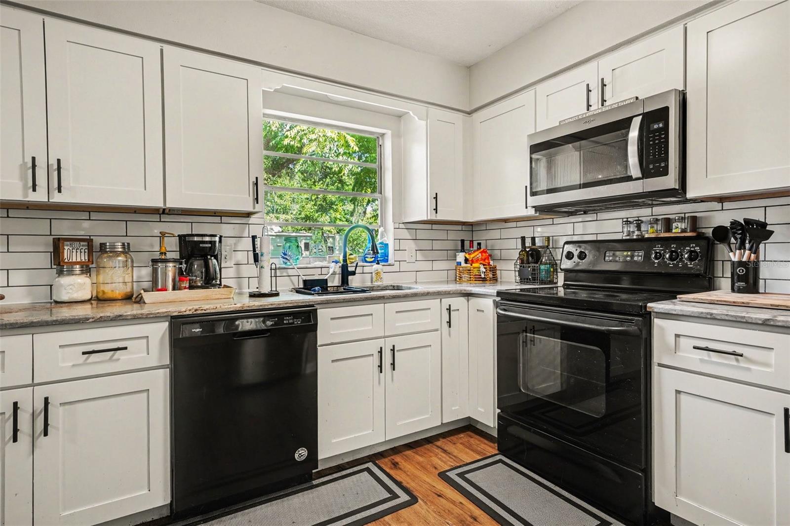 Image 13 of 31 For 444 Ashley Road