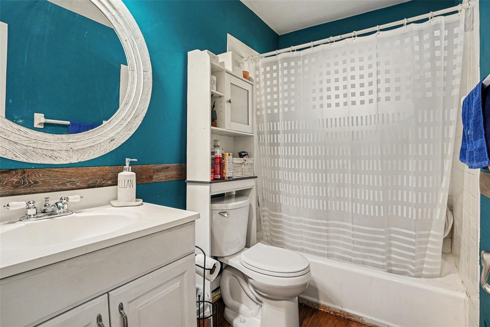 Image 19 of 31 For 444 Ashley Road