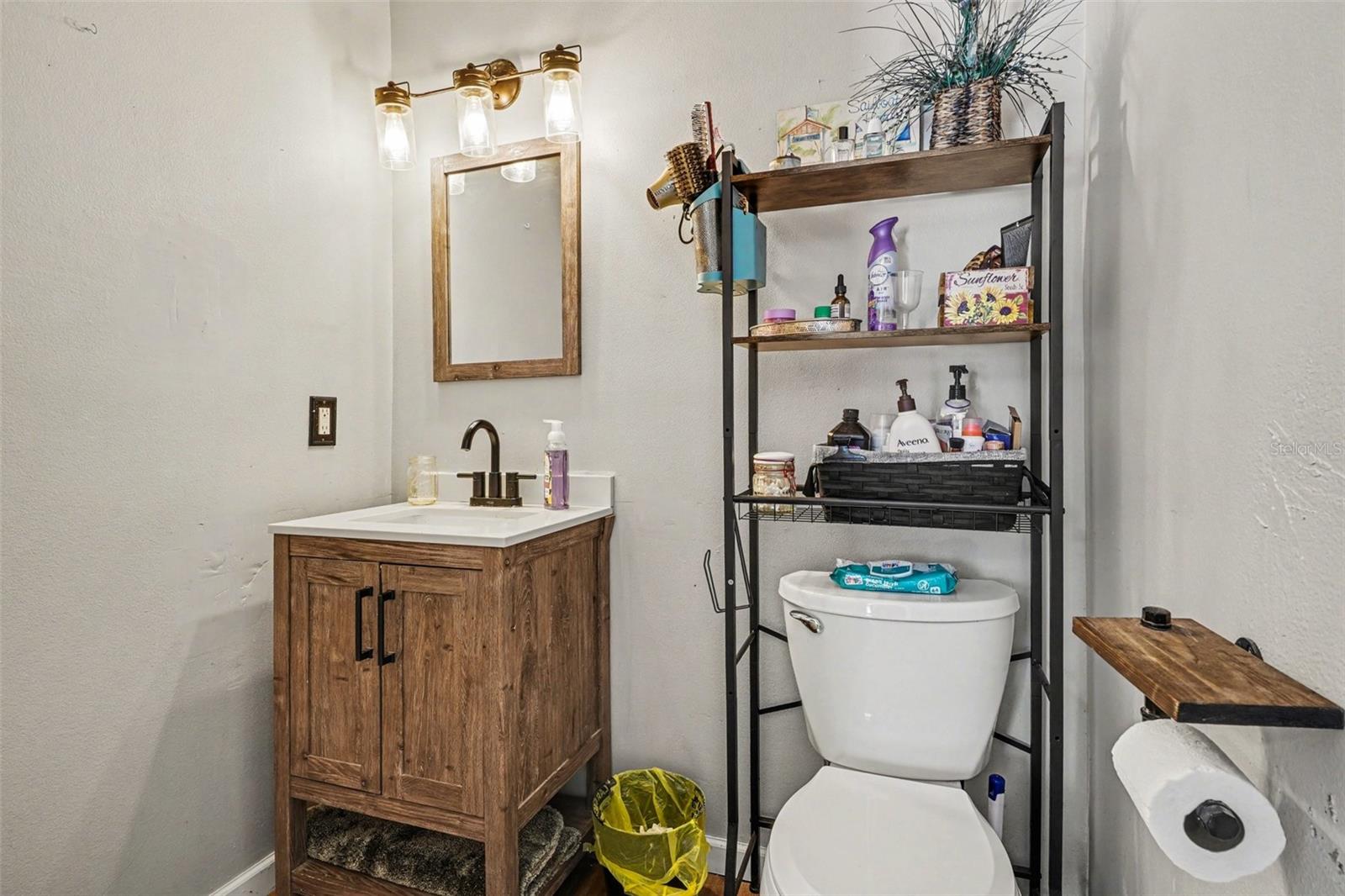 Image 22 of 31 For 444 Ashley Road