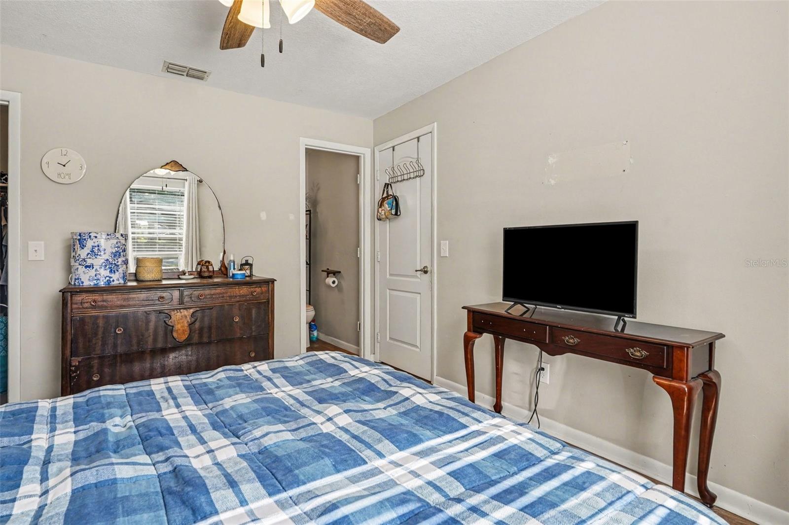 Image 23 of 31 For 444 Ashley Road