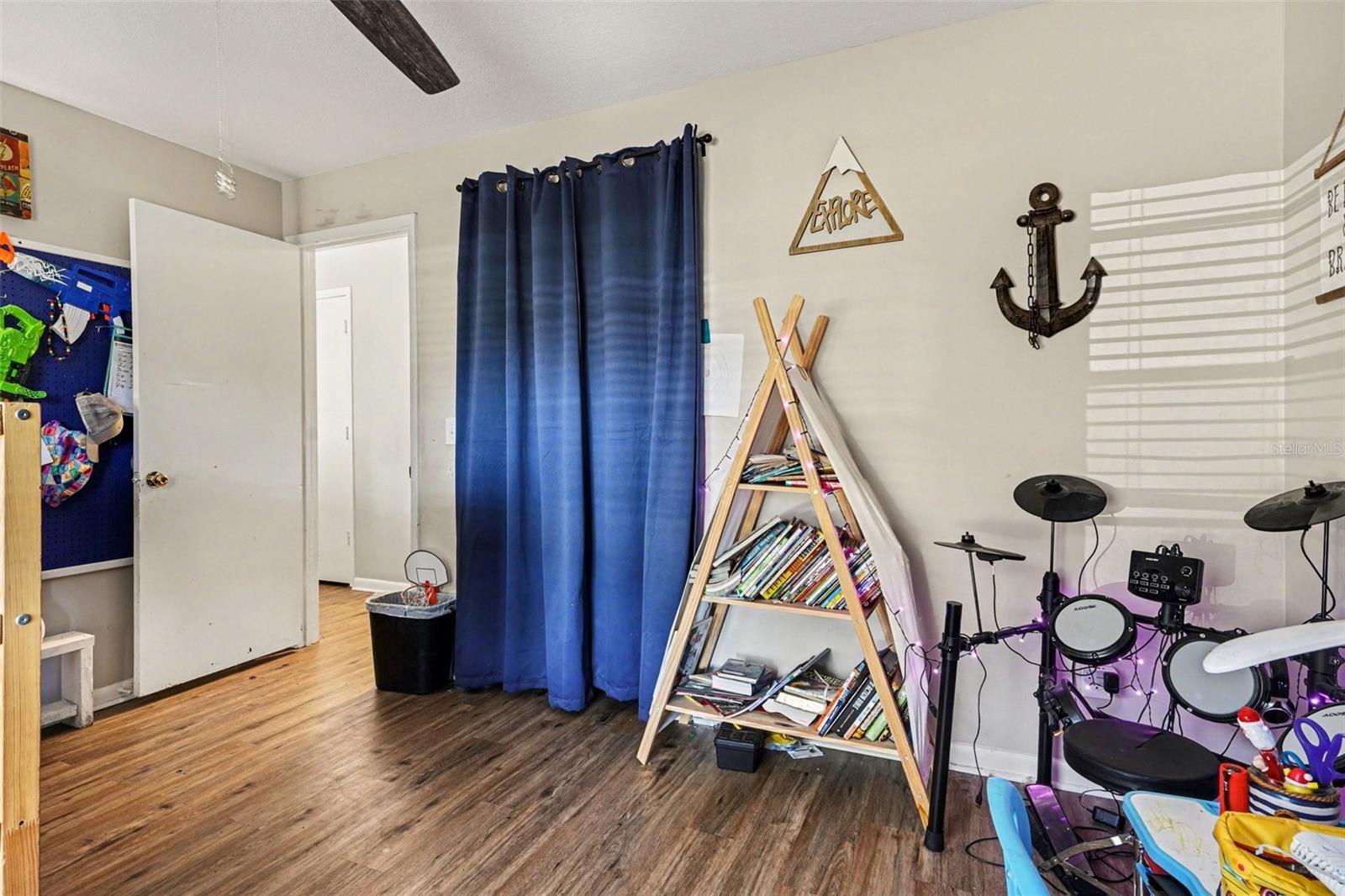 Image 25 of 31 For 444 Ashley Road