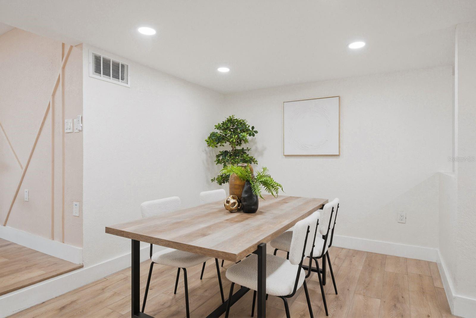 Image 10 of 34 For 4438 Wyoming Avenue