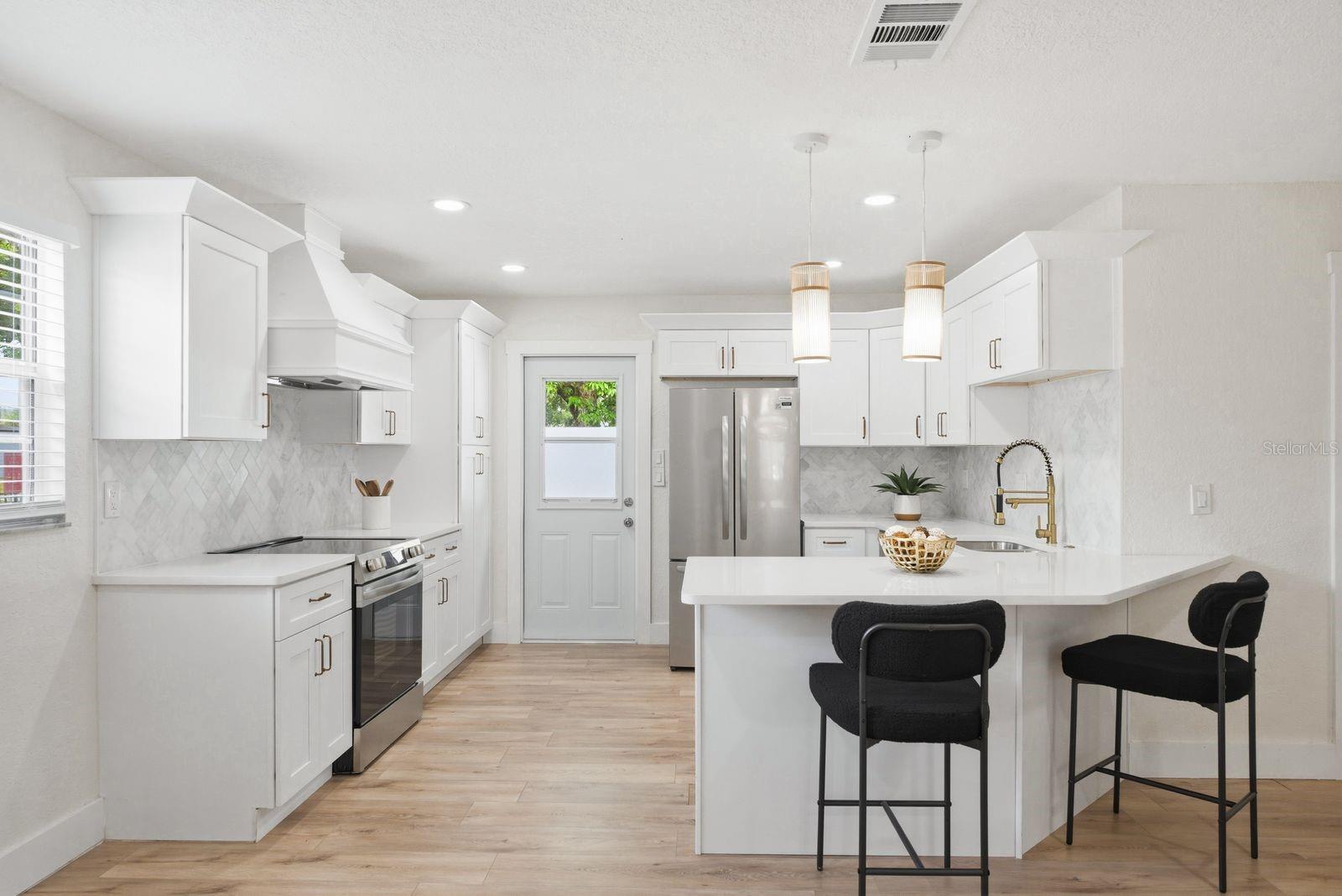 Image 3 of 34 For 4438 Wyoming Avenue